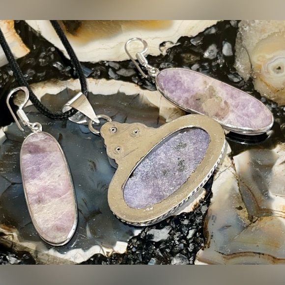 Lepidolite Pendant & Earrings - Picture 13 of 17